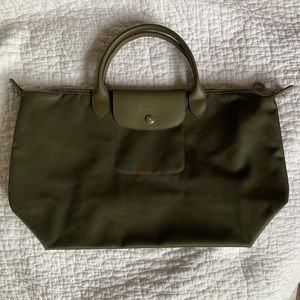 Longchamp medium neo le pliage. Khaki color